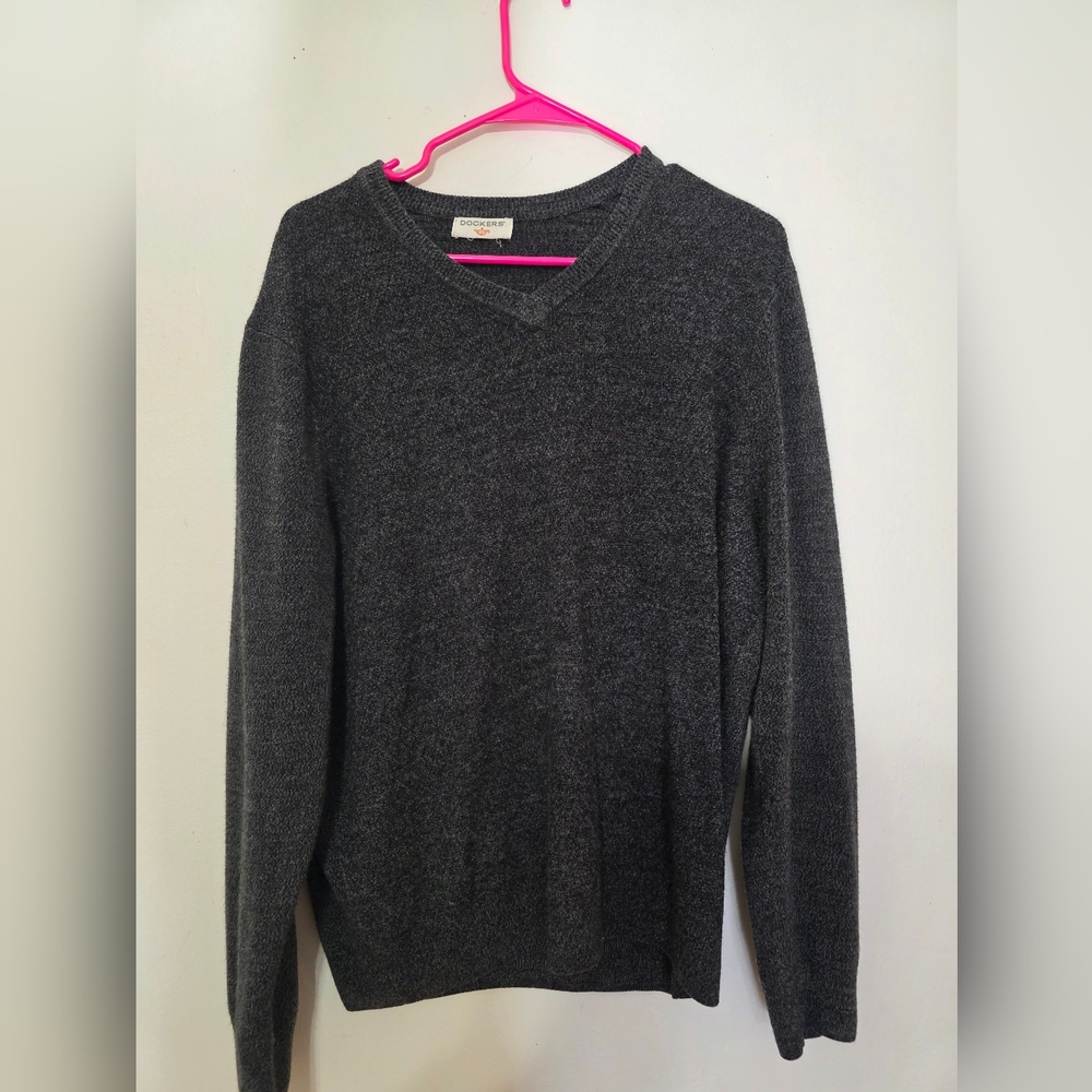 Men's Gray V-Neck Sweater